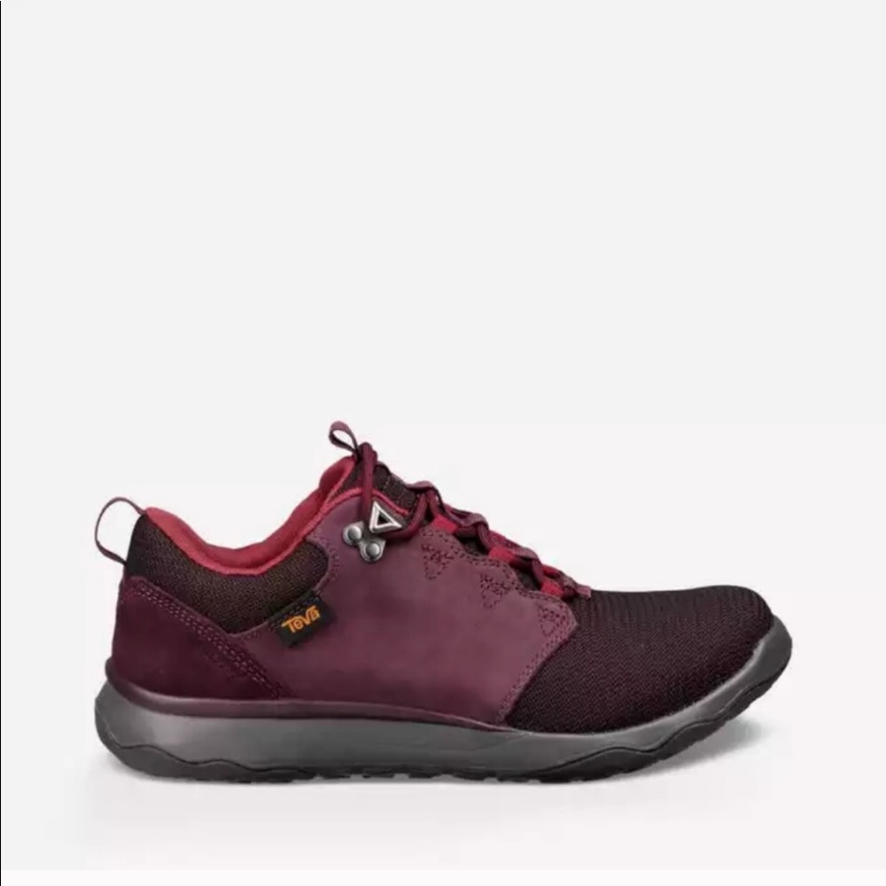 Teva Arrowood waterproof hiking shoes